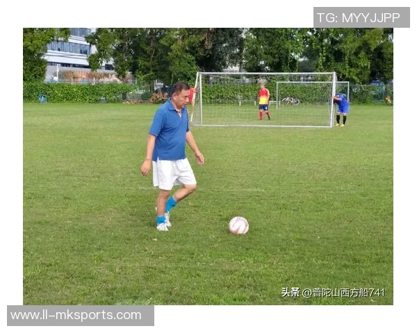 掌握足球30招经典过人技巧助你成为场上明星球员的秘诀与实战指南